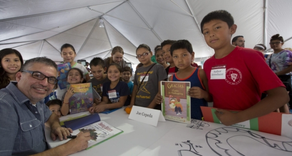 Latinx Lit en la Feria del Libro de Texas